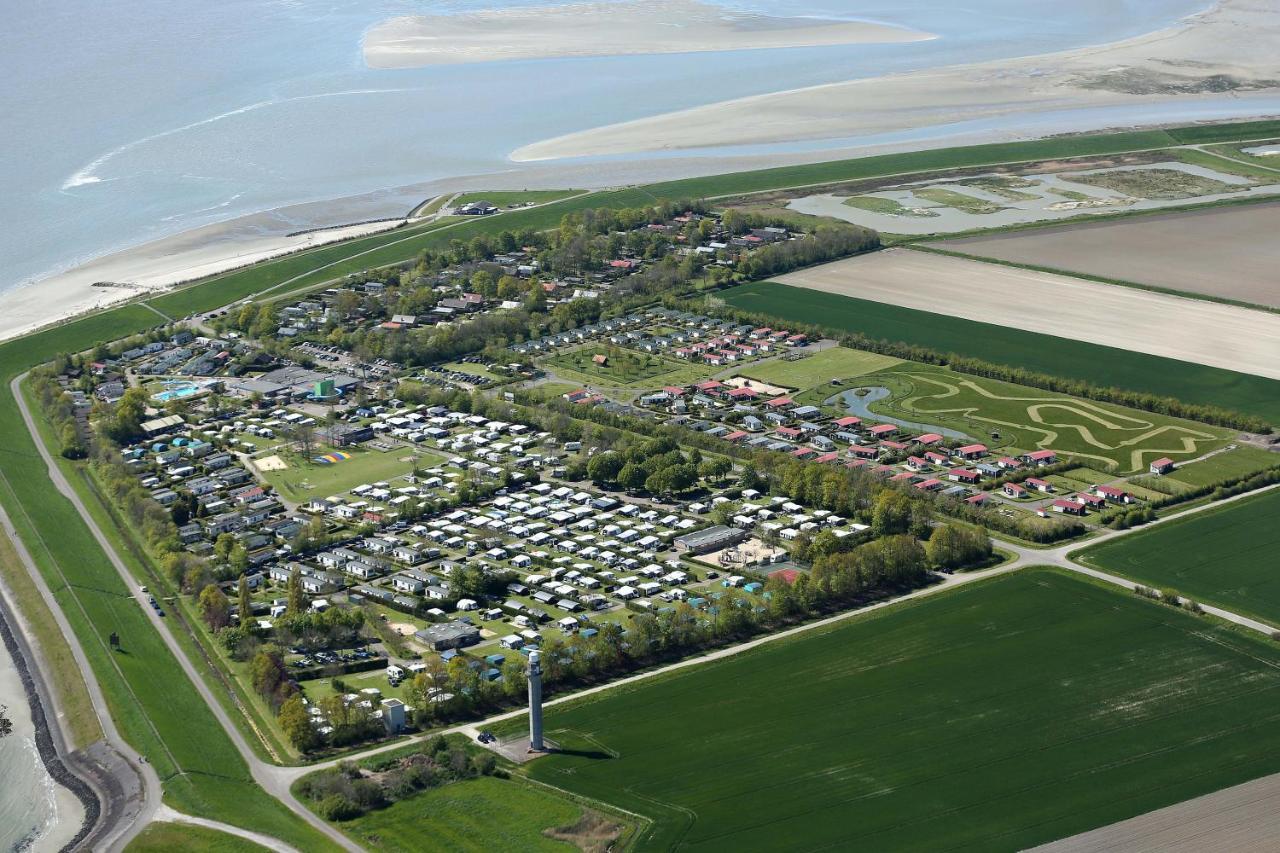 Luxe 5-Persoons Chalet Op Familiecamping Baarland Eksteriør bilde